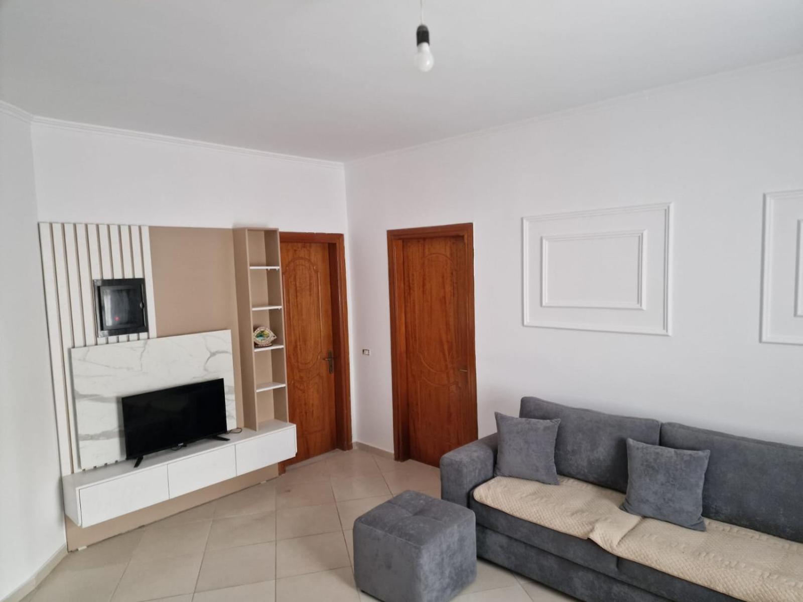Apartament Edi
